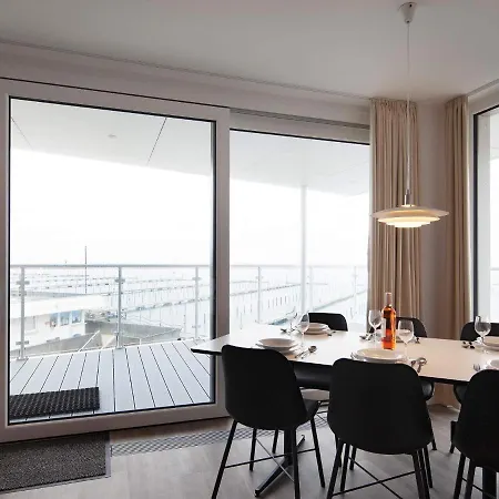 Exklusive Promenadenvilla Mit Seeblick Appartement *